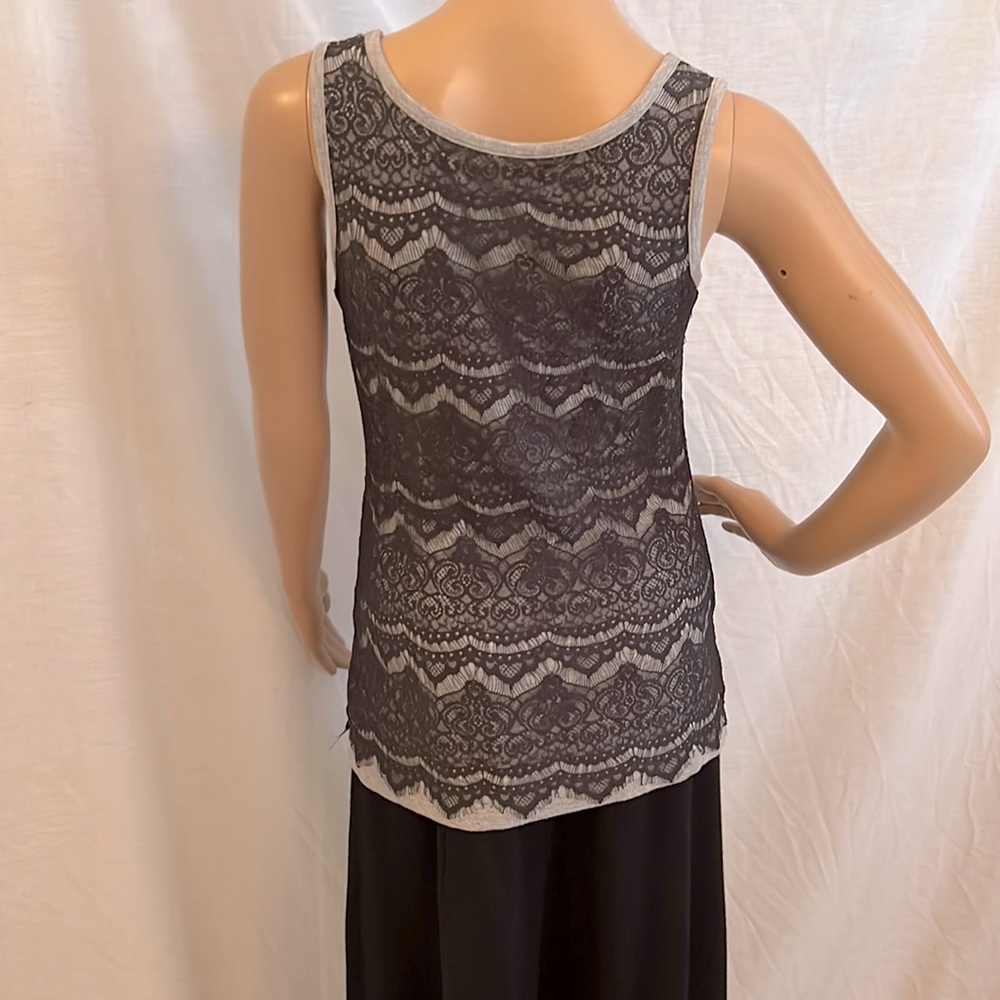 Lacy tank - Picture 2 of 4